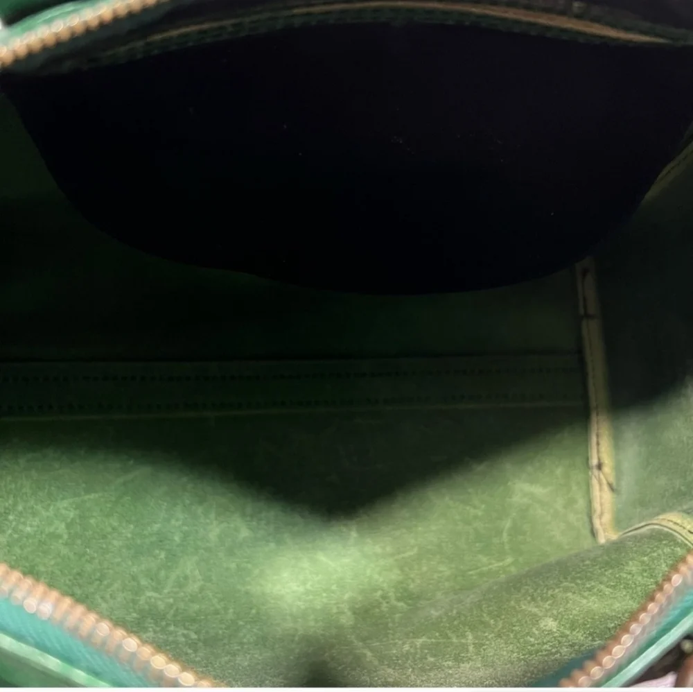 LV Epi Leather 💚 Speedy 30